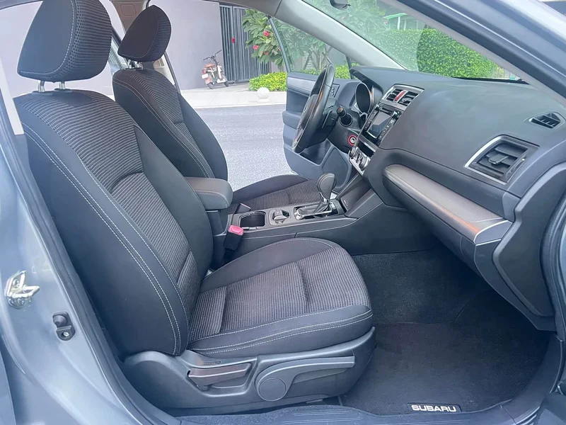 Subaru Legacy — фото 15