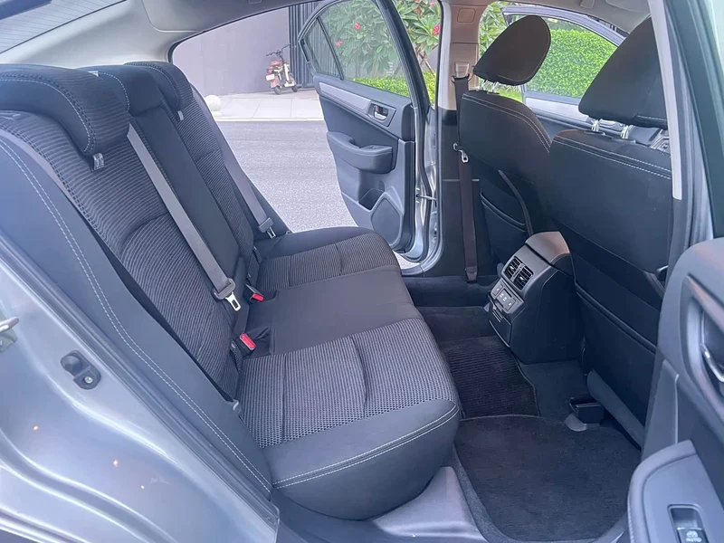 Subaru Legacy — фото 16