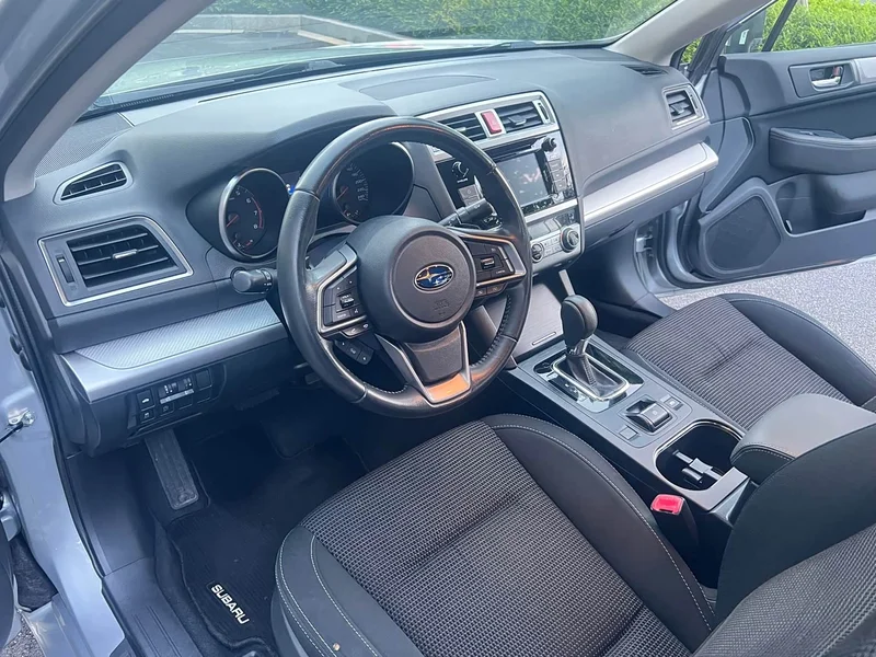 Subaru Legacy — фото 17