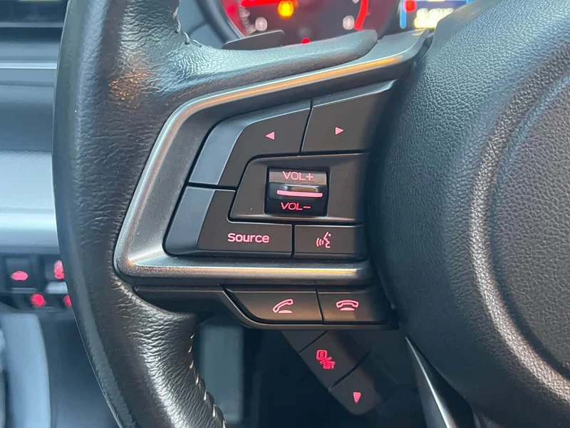 Subaru Legacy — фото 23