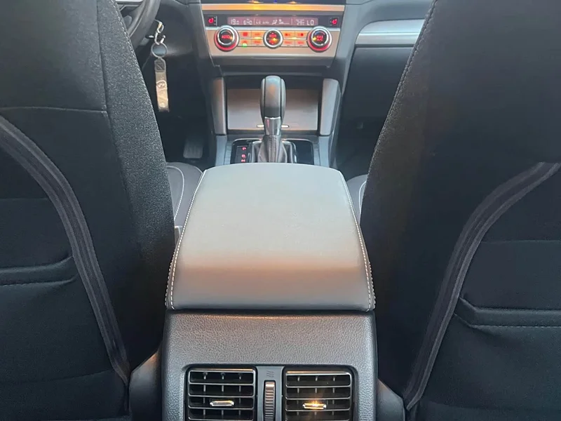 Subaru Legacy — фото 27