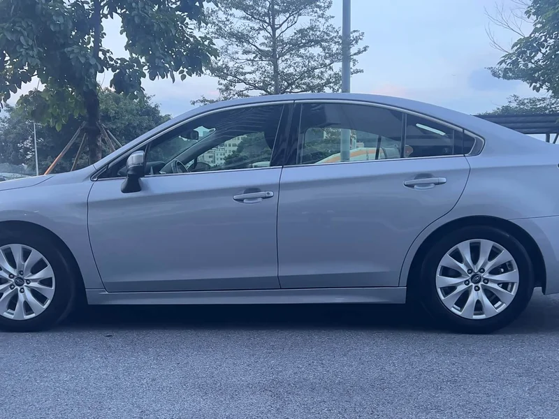 Subaru Legacy — фото 7