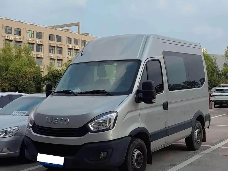 Iveco Eurocargo — фото 1