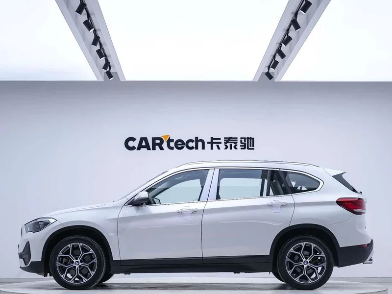 BMW X1 — фото 2