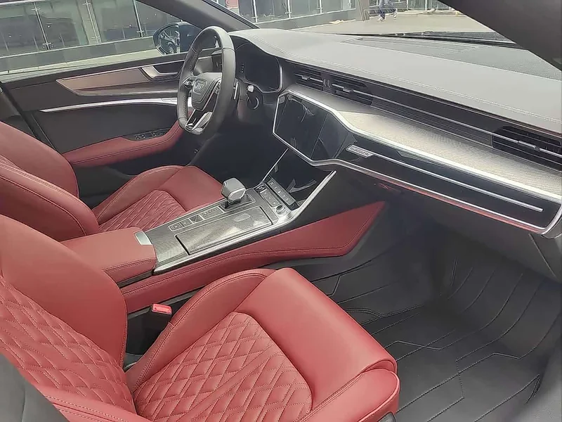 Audi A7L — фото 5
