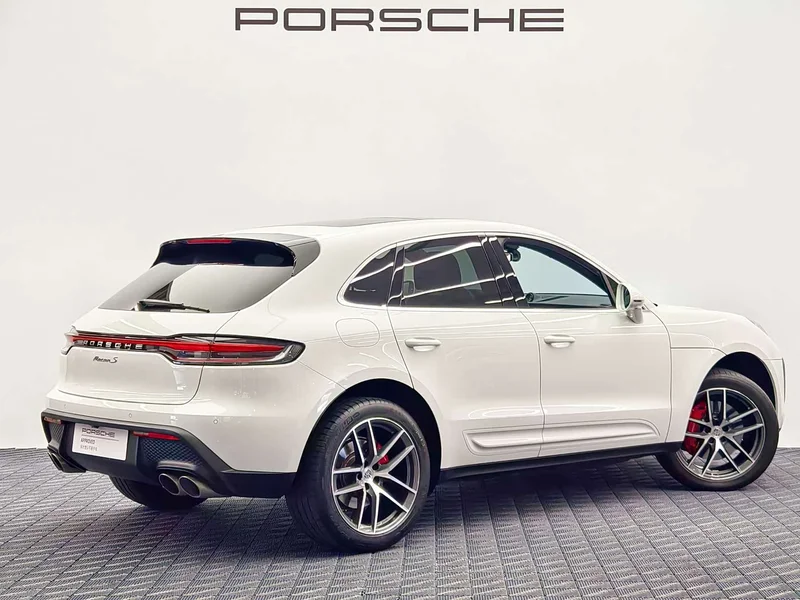 Porsche Macan — фото 7