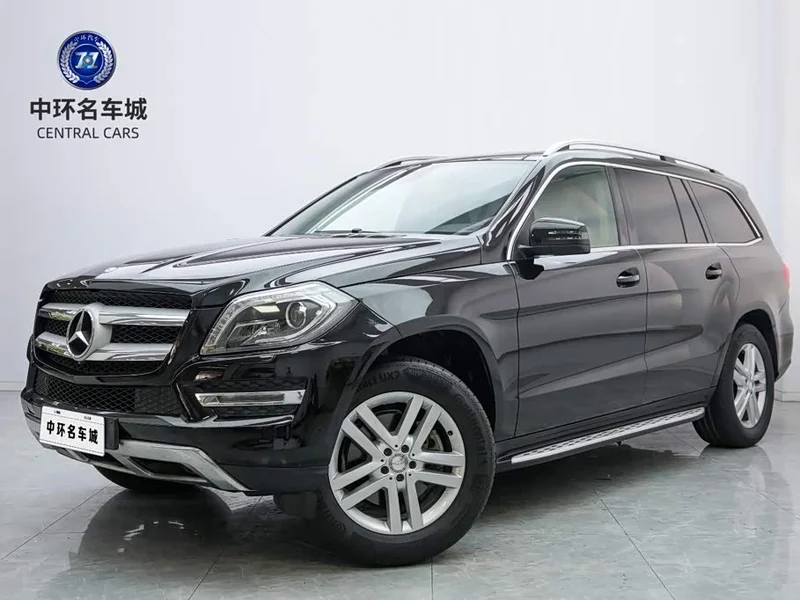 Mercedes-Benz GL-Class — фото 1