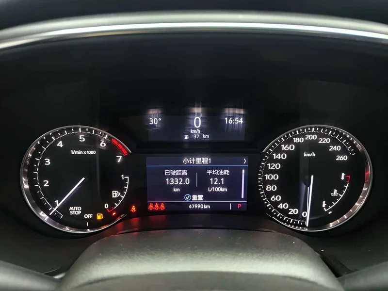 Cadillac CT5 — фото 15