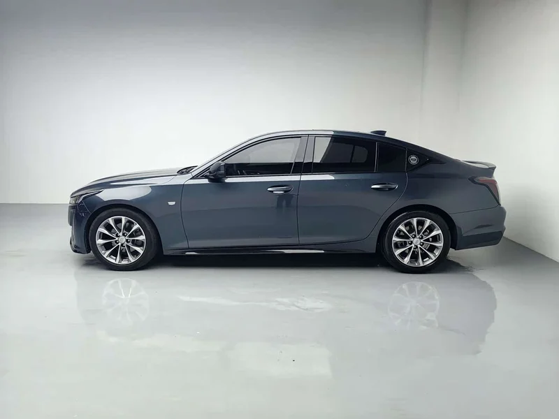 Cadillac CT5 — фото 5