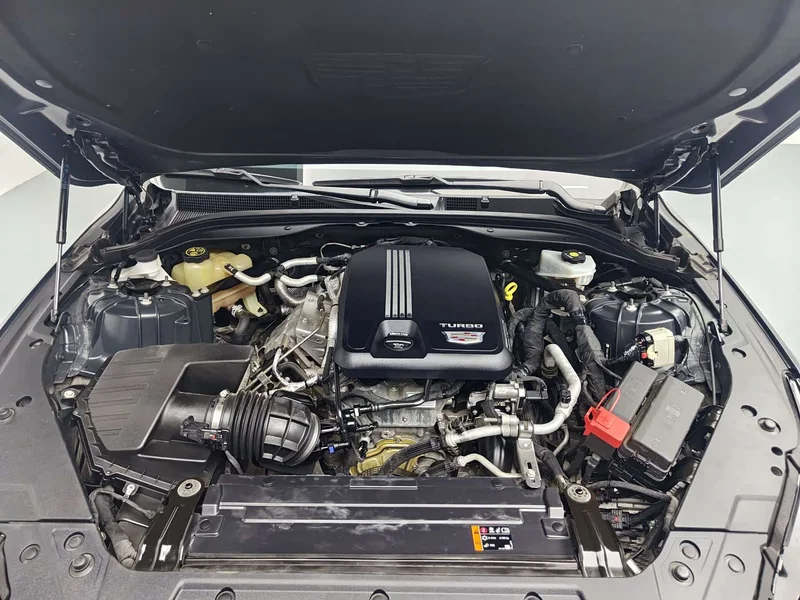 Cadillac CT5 — фото 6