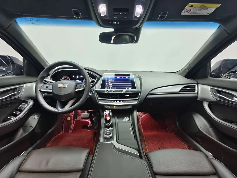 Cadillac CT5 — фото 10