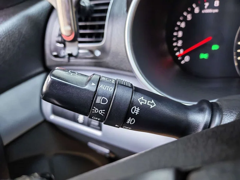 Kia Sorento — фото 12