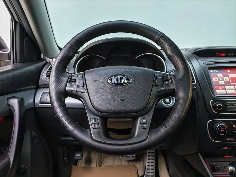 Kia Sorento — фото 20