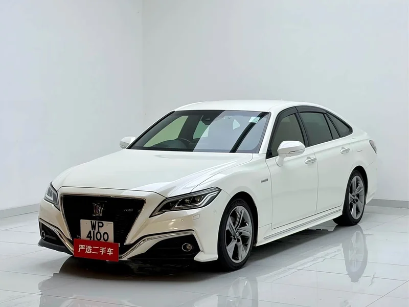Toyota Crown Imported — фото 1