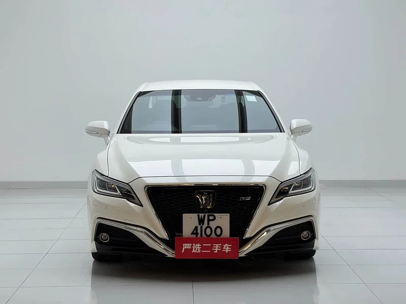 Toyota Crown Imported — фото 2