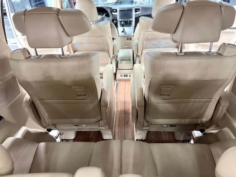 Toyota Alphard — фото 20