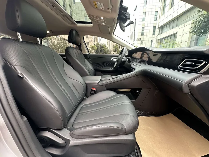 Roewe D7 — фото 11