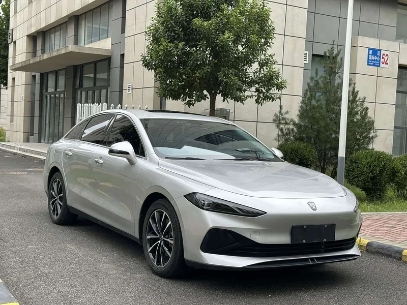 Roewe D7 — фото 3