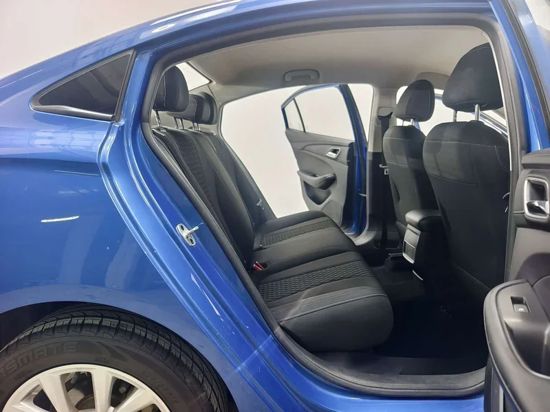 Roewe i5 — фото 15