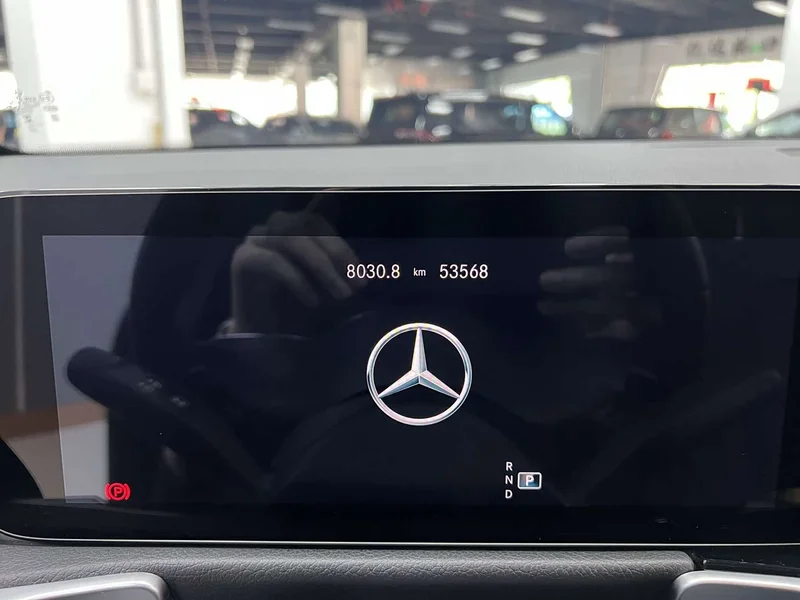 Mercedes-Benz GLB — фото 10