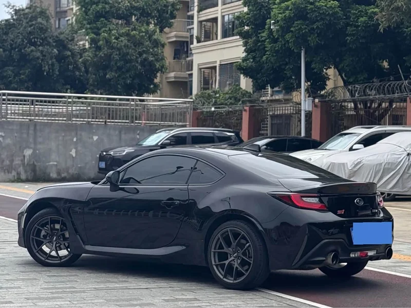 Subaru BRZ — фото 2