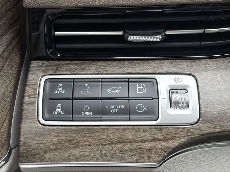 Roewe iMAX8 New Energy — фото 28