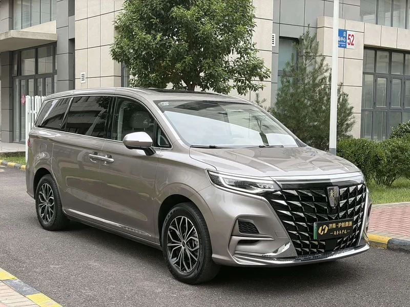 Roewe iMAX8 New Energy — фото 3
