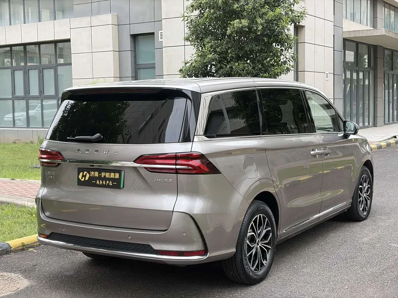 Roewe iMAX8 New Energy — фото 4