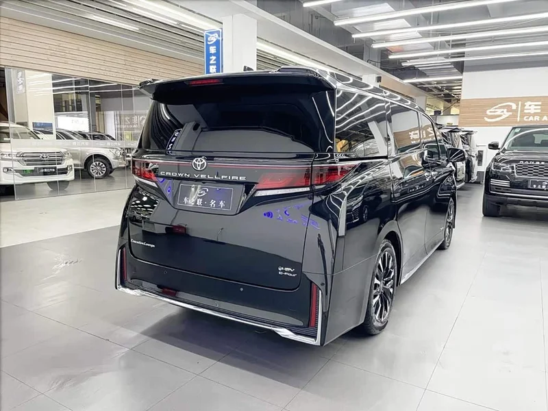 Toyota Vellfire — фото 6