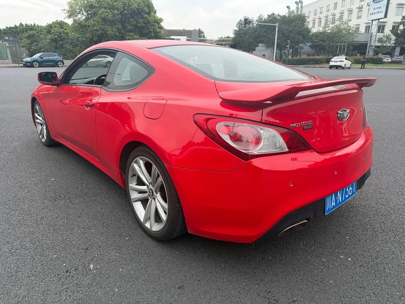 Hyundai Rohens Coupe — фото 5