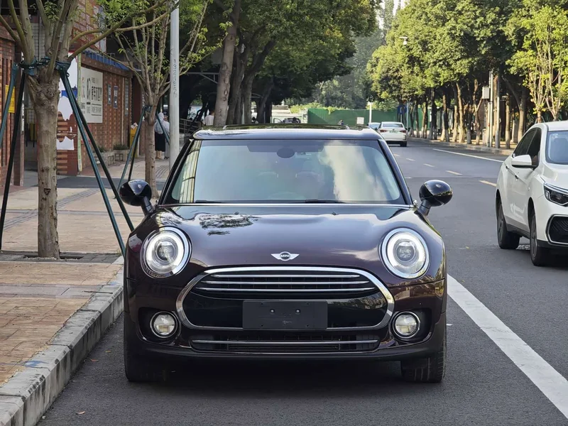 MINI CLUBMAN — фото 2