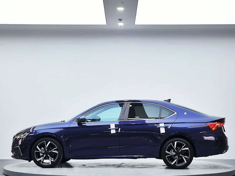 Volkswagen Octavia — фото 5