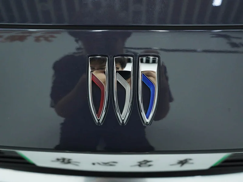 Buick ZhiJing L7 — фото 15