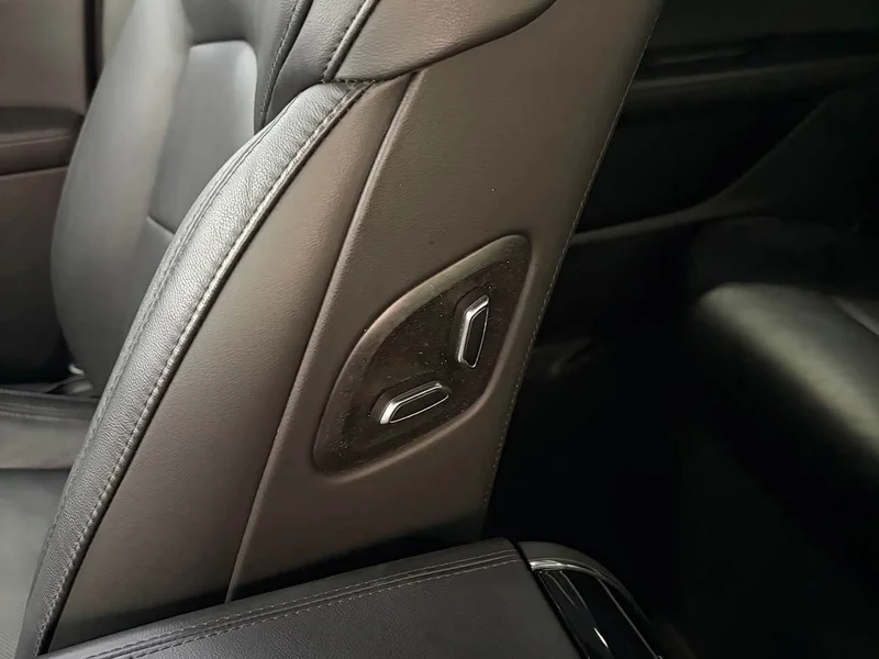 Cadillac CT6 — фото 13