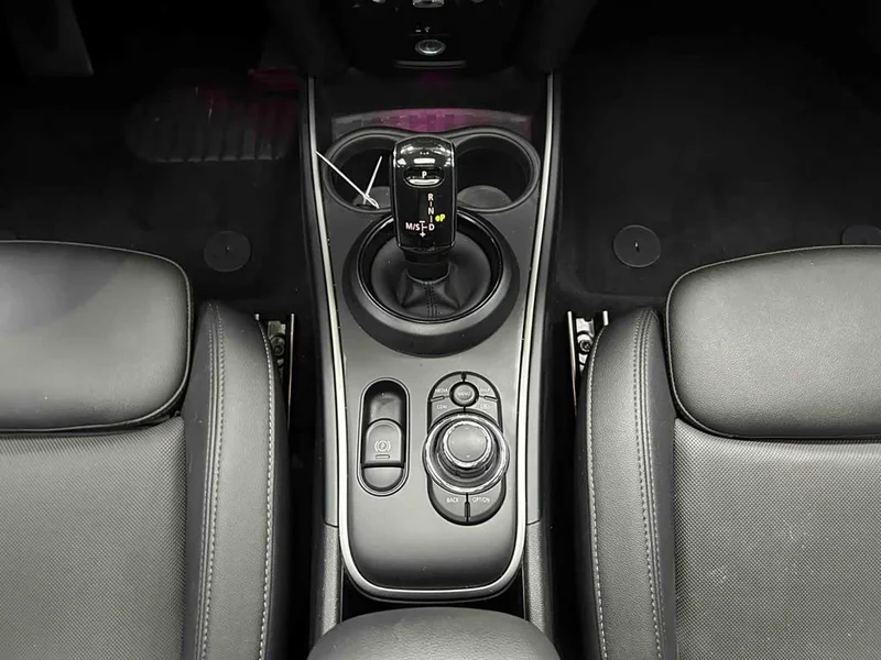 MINI COUNTRYMAN — фото 10