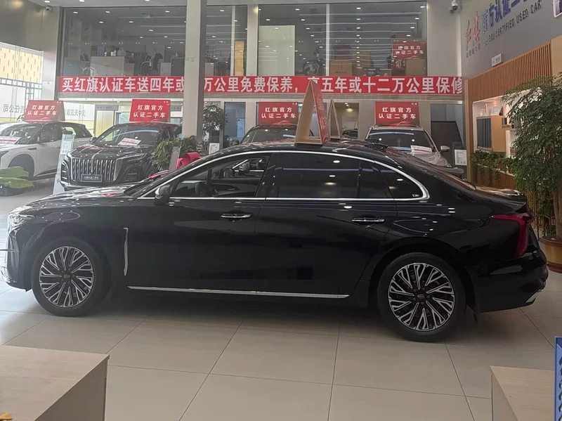 Hongqi H5 — фото 3
