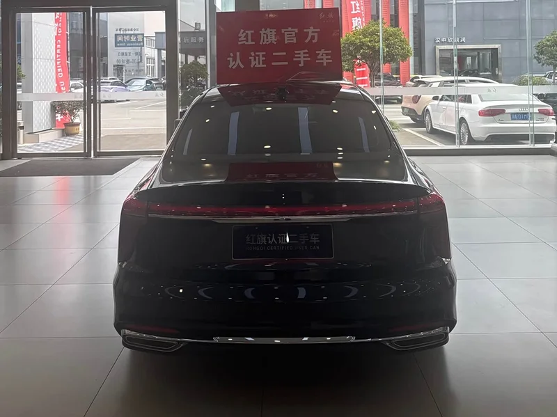 Hongqi H5 — фото 4