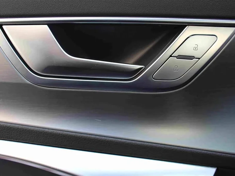 Audi A7L — фото 9