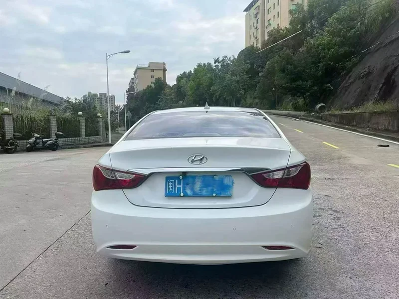 Hyundai Sonata — фото 4