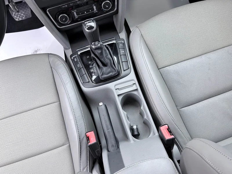 Skoda Superb — фото 18