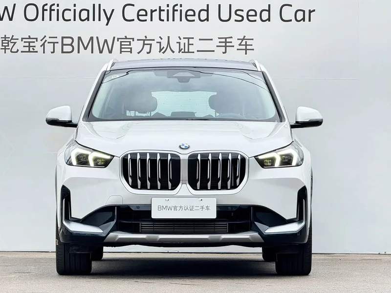 BMW X1 — фото 2