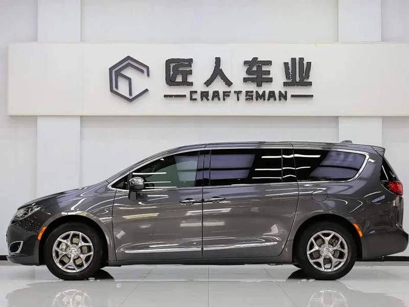 Jeep Grand Voyager (Imported) — фото 4