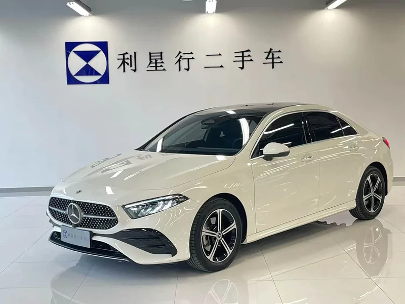 Mercedes-Benz A-Class — фото 1