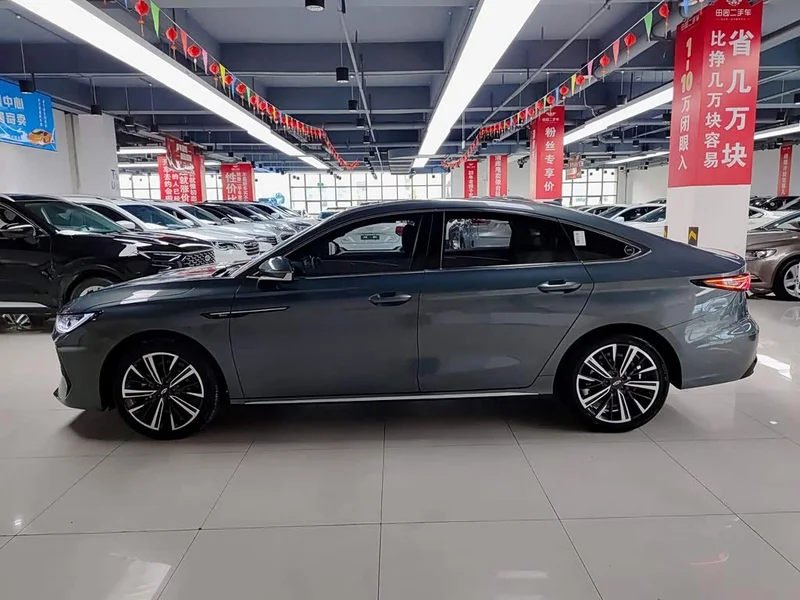 Chery Arrizo 8 Pro — фото 3