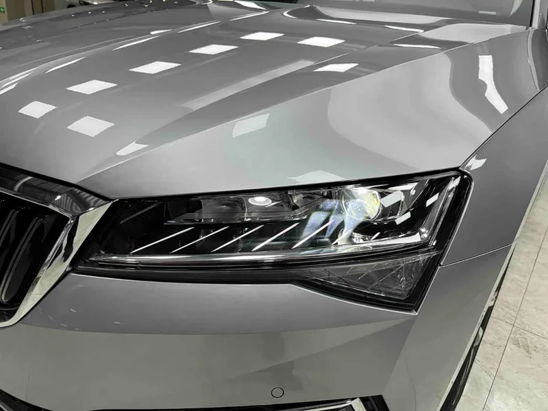Skoda Superb — фото 23