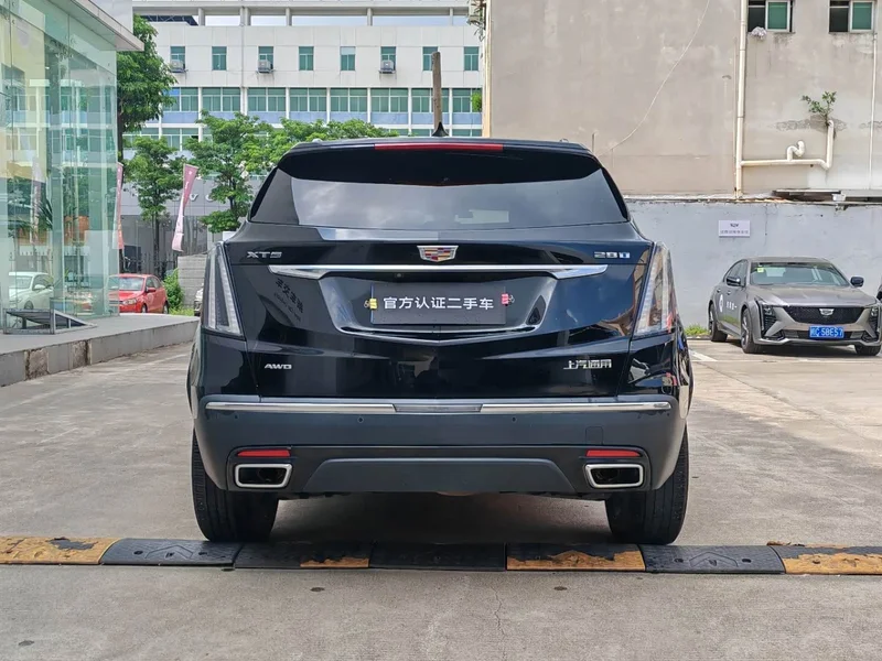 Cadillac XT5 — фото 5