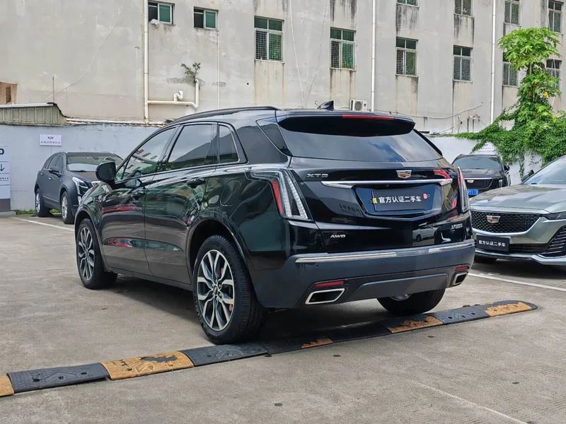 Cadillac XT5 — фото 6