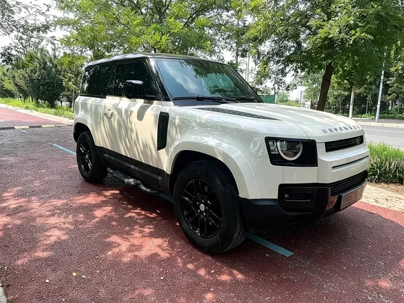 Land Rover Defender — фото 4