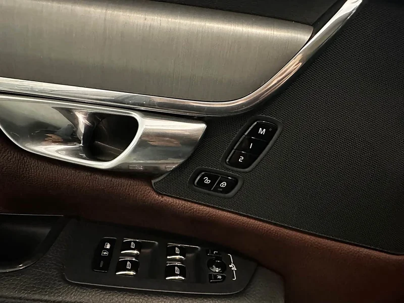 Volvo S90 — фото 12