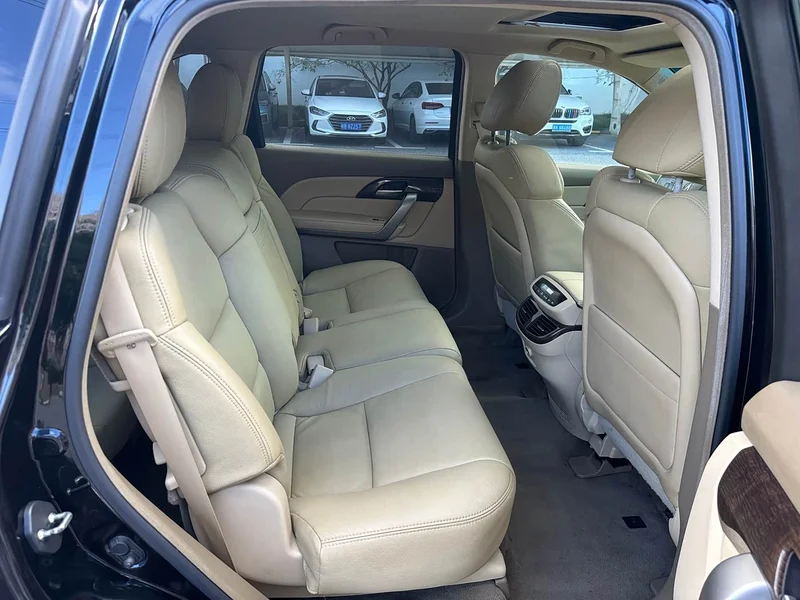 Acura MDX — фото 16